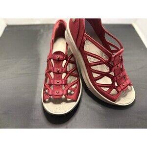Bzees Sapphire Women's Comfort Sandals Slip-On Size 9 Wide Red